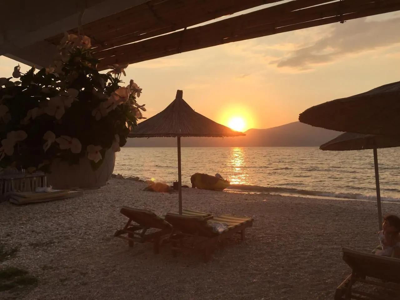 Апартаменты Karaburun Sunset Beach Орикум